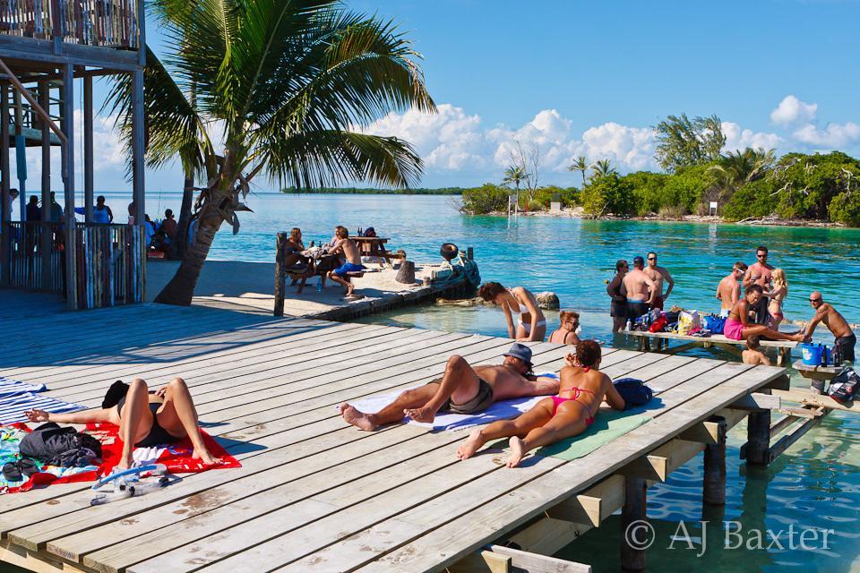 Axios Sun Apartments Caye Caulker Exterior foto