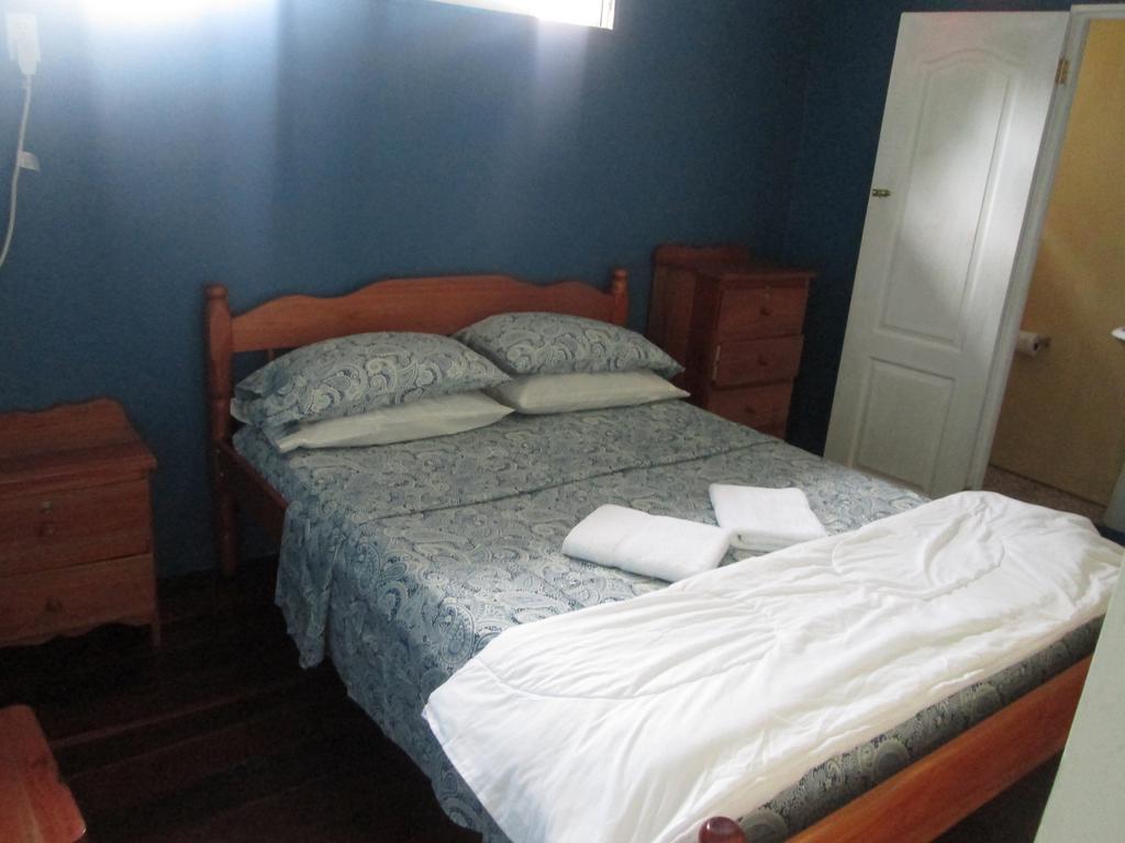 Axios Sun Apartments Caye Caulker Quarto foto